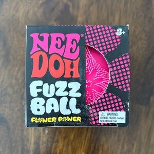 NeeDoh Fuzz Ball - Pink Flower Power